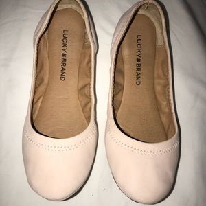 Lucky Brand Emmie Flat